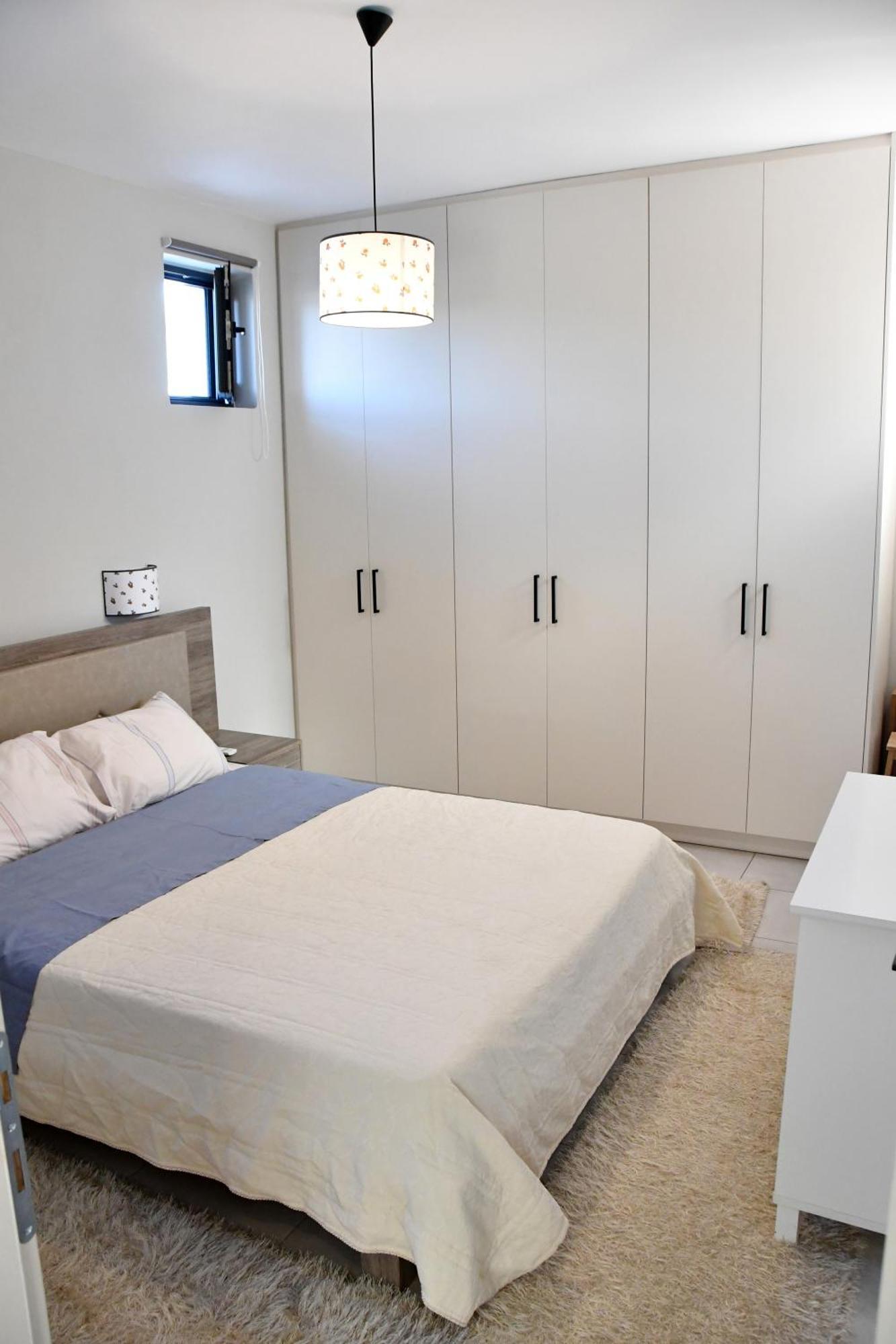Appartamento Polles Εlies Cozy Αpartment Aegina Esterno foto