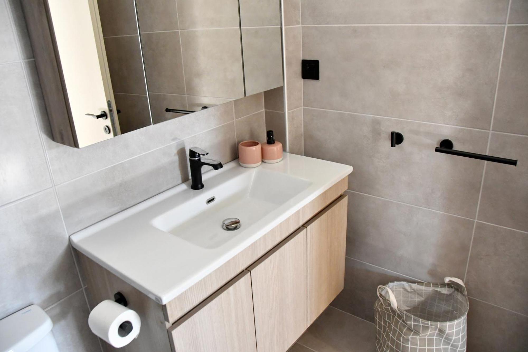 Appartamento Polles Εlies Cozy Αpartment Aegina Esterno foto