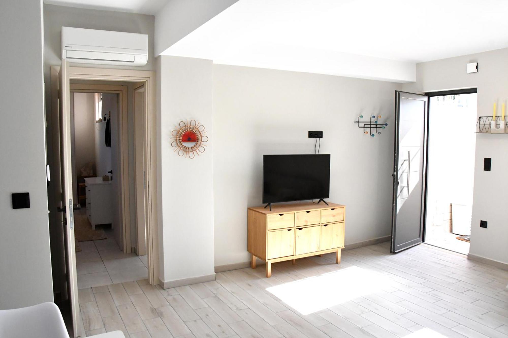 Appartamento Polles Εlies Cozy Αpartment Aegina Esterno foto